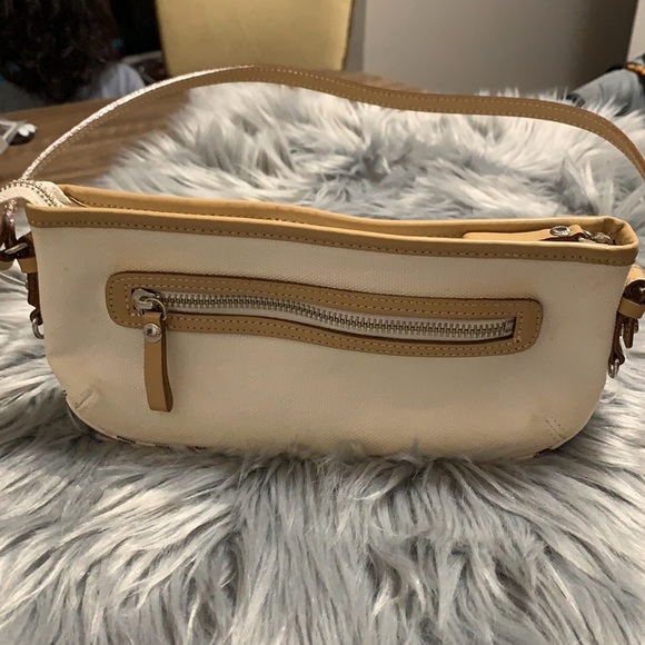 Burberry Bag - Picture 3 of 10
